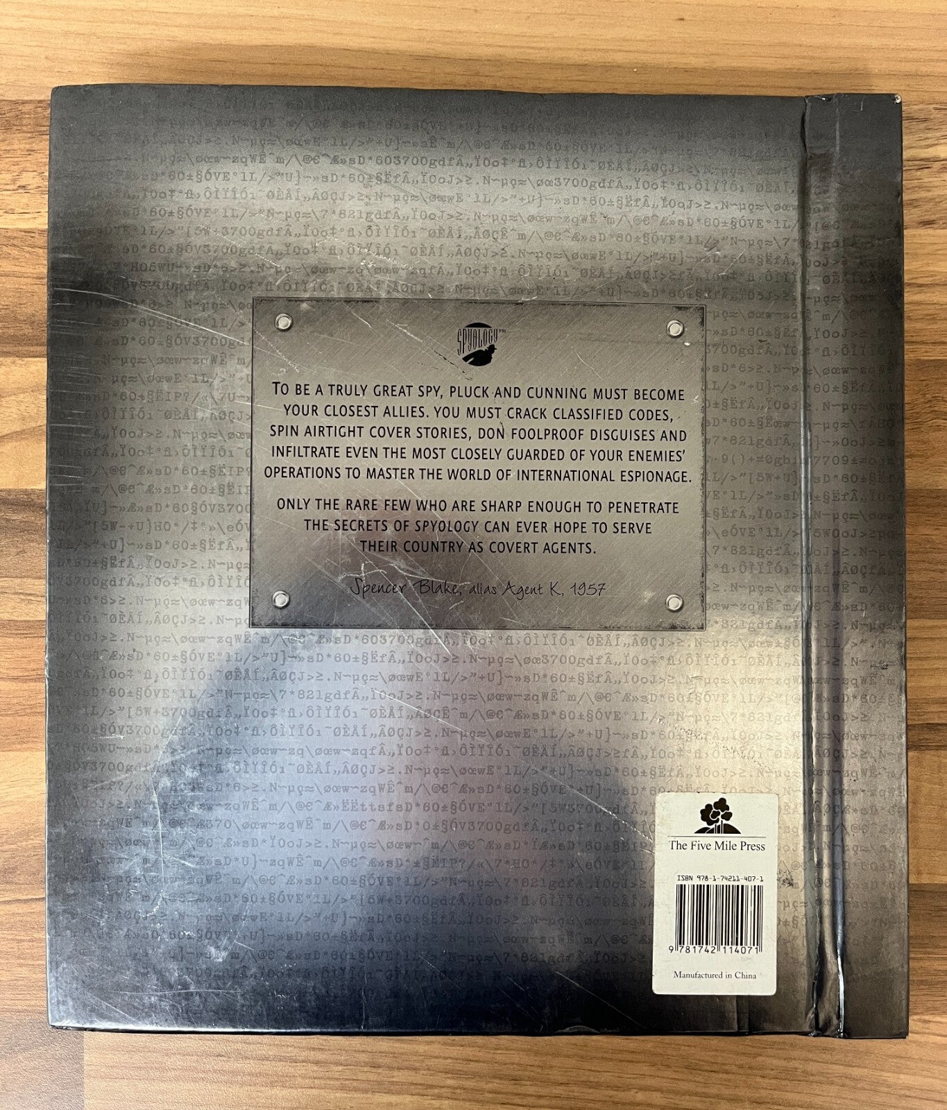 Spyology: The Art of Spycraft (Hardcover, 2008)