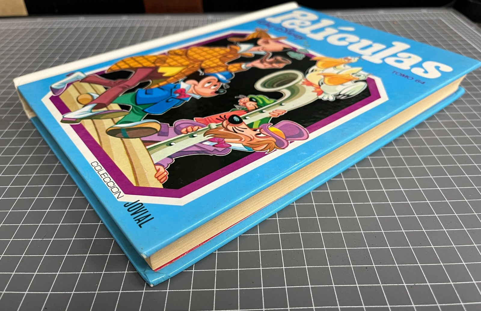 PELICULAS TOMO 64 - WALT DISNEY HARDCOVER  (SPANISH)