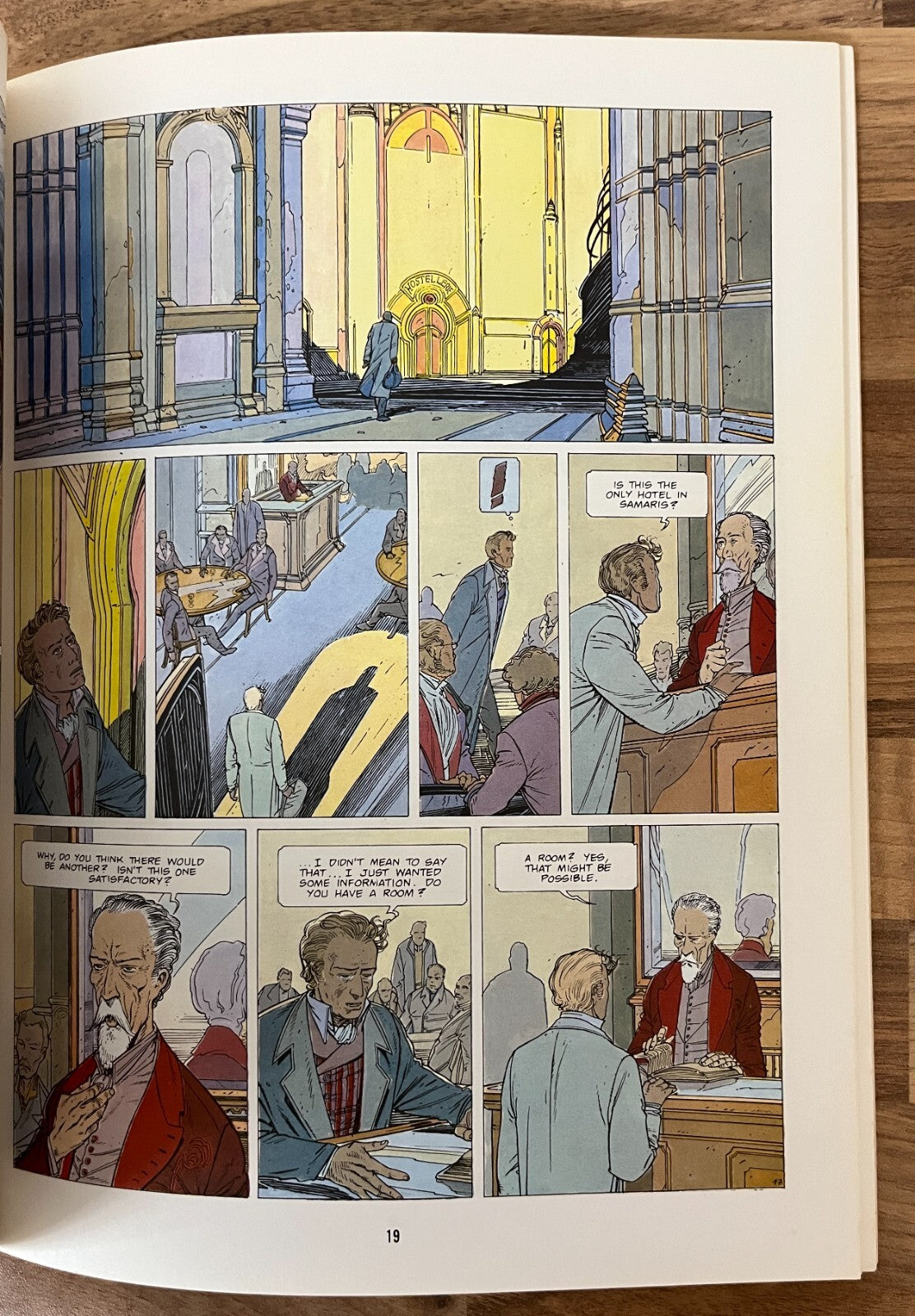 Stories of the Fantastic : The Great Walls of Samaris by Schuiten & Peeters