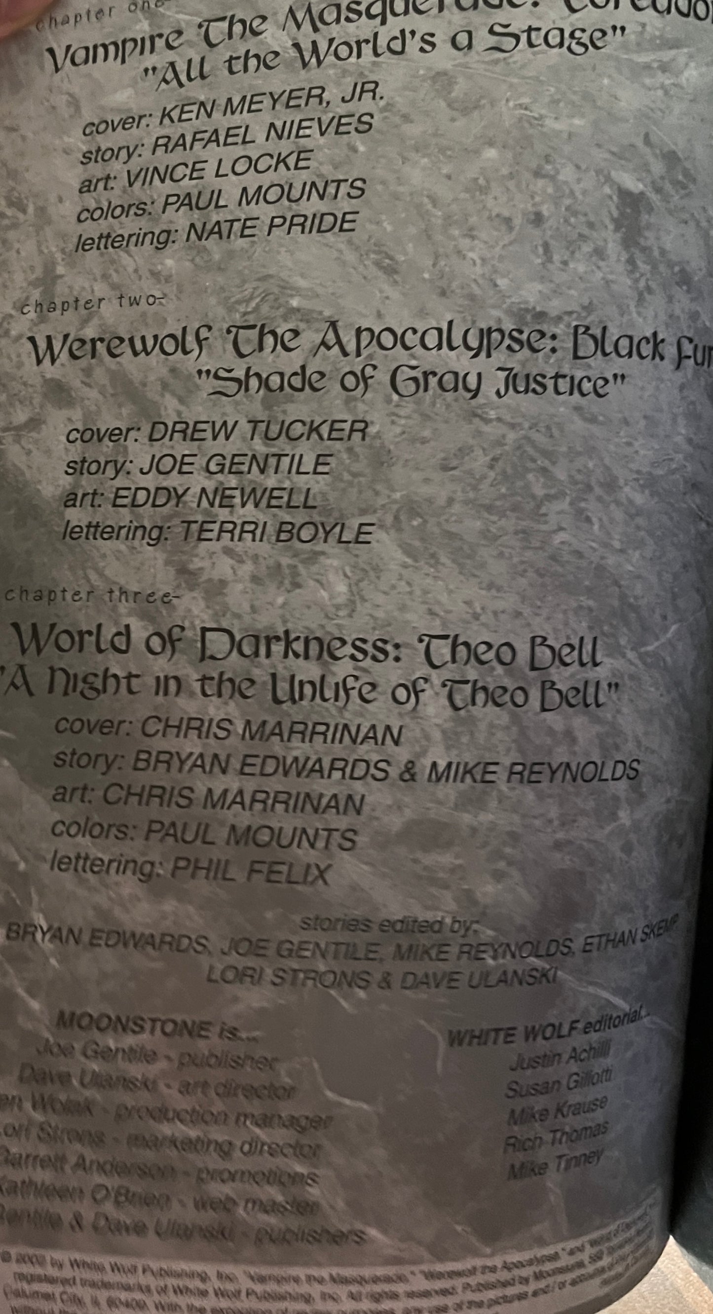 World of Darkness : Vampires and Werewolves : Nightmares in Our Midst Graphic Compendium