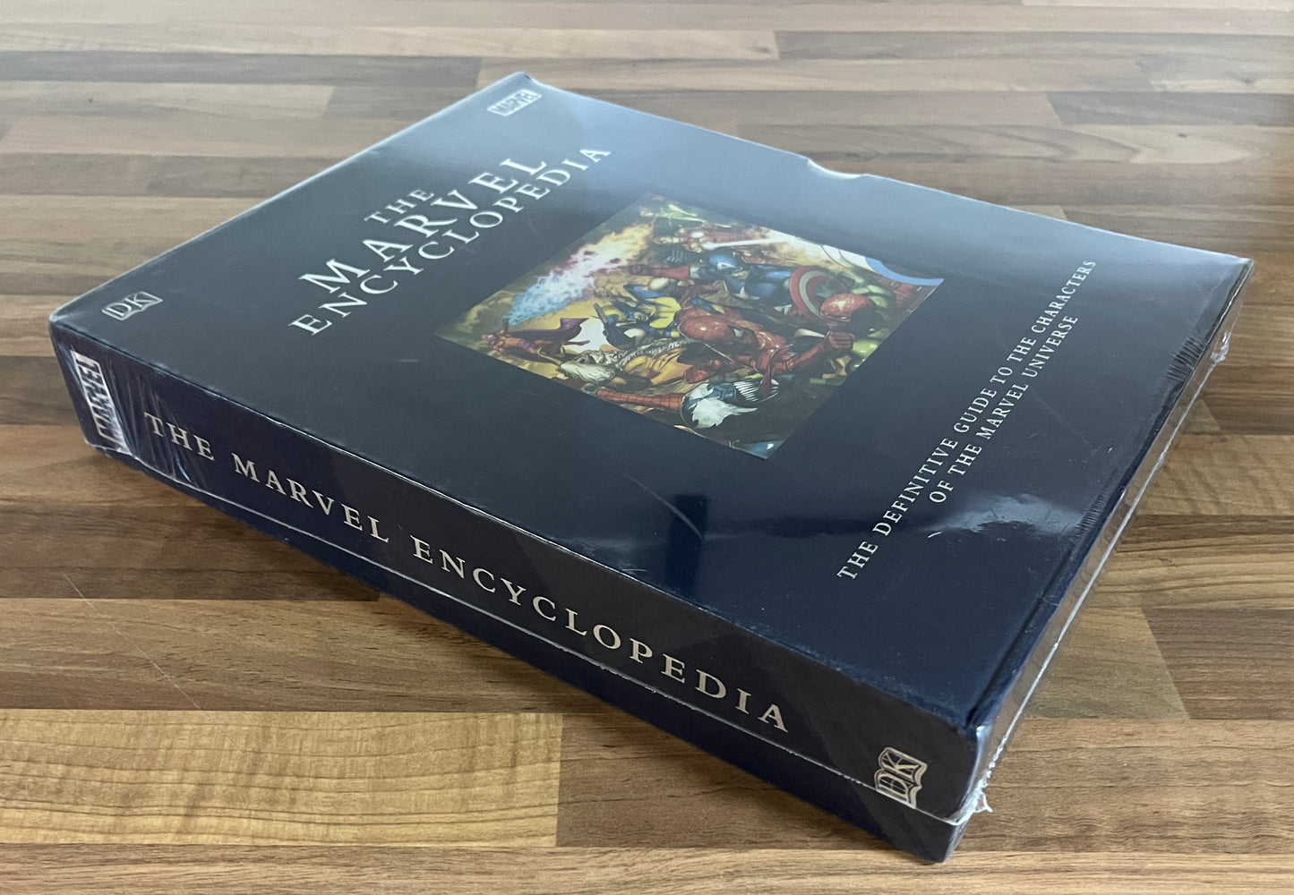 *RARE* The Marvel Encyclopedia, Definitive Guide to the Characters of the Marvel Universe, Updated, Expanded Deluxe Limited Set