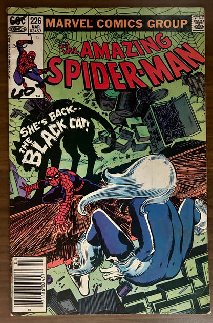 THE AMAZING SPIDER-MAN #226 [MARVEL COMICS] NEWSSTAND 1982 VG+