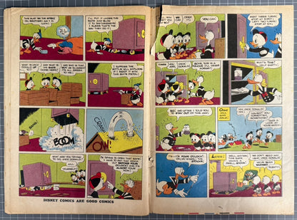 WALT DISNEY'S JUMBO COMICS #J28 (W. G. PUBLICATIONS) AUSTRALIAN PRE-DECIMAL 1962