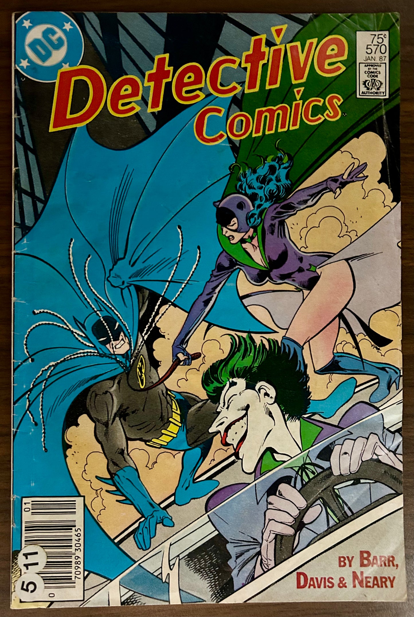 DETECTIVE COMICS #570 [DC COMICS] NEWSSTAND 1986 VG/FN