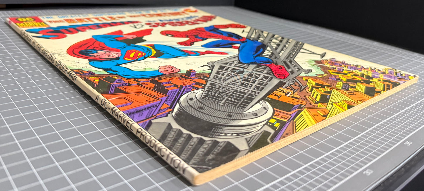 🔑 SUPERMAN VS. THE AMAZING SPIDER-MAN [DC MARVEL PRESENT] TREASURY 1976 FN+