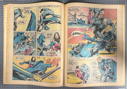 🔑 LIMITED COLLECTOR'S EDITION #C-51: BATMAN [DC] TREASURY COMIC 1977 FN
