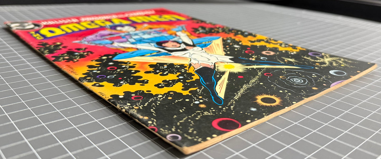 🔑 THE OMEGA MEN #3 [DC COMICS] ***1ST APP. LOBO*** 1983 VG/FN