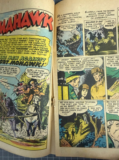 DAVY CROCKETT AND THE FRONTIER FIGHTERS #8 [COLOUR COMICS] AUSTRALIAN 1956