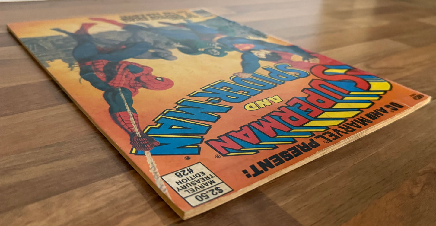 🔑 MARVEL TREASURY EDITION #28: SUPERMAN AND SPIDER-MAN [DC] COMIC 1981 VG+