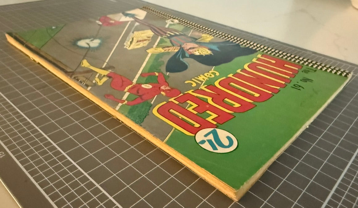 HUNDRED COMIC MONTHLY #61 [COLOUR COMICS] AUSTRALIAN DC 1961