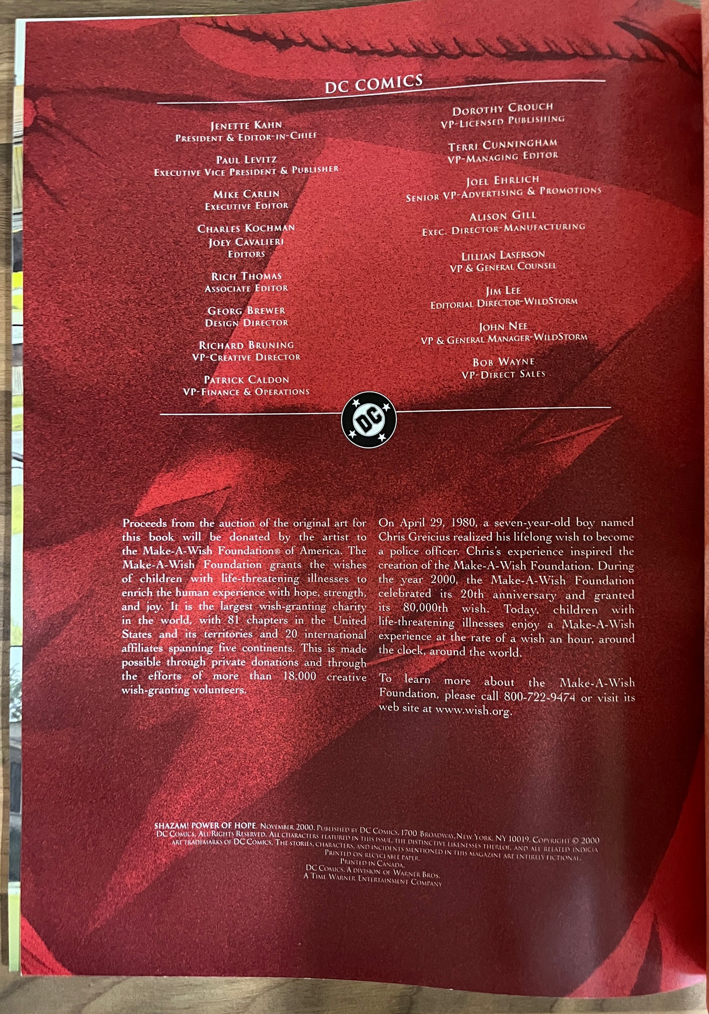 Shazam! Power of Hope Treasury Edition Comic Book-  Paul Dini, Alex Ross, 2000 DC