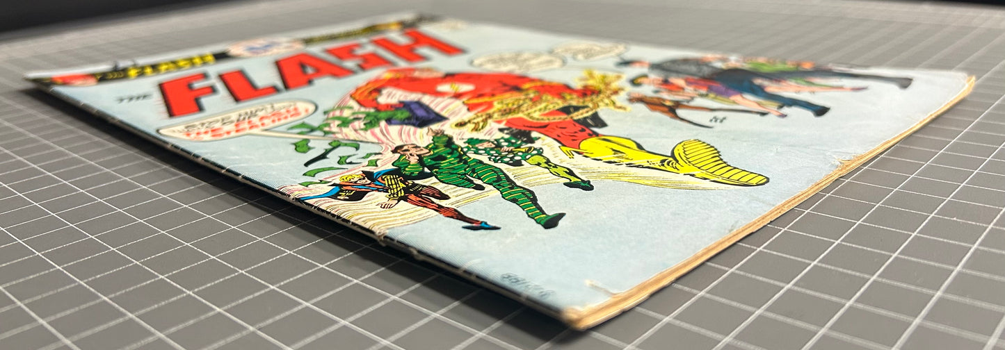 THE FLASH #239 [DC COMICS] DIRECT 1976 VG-