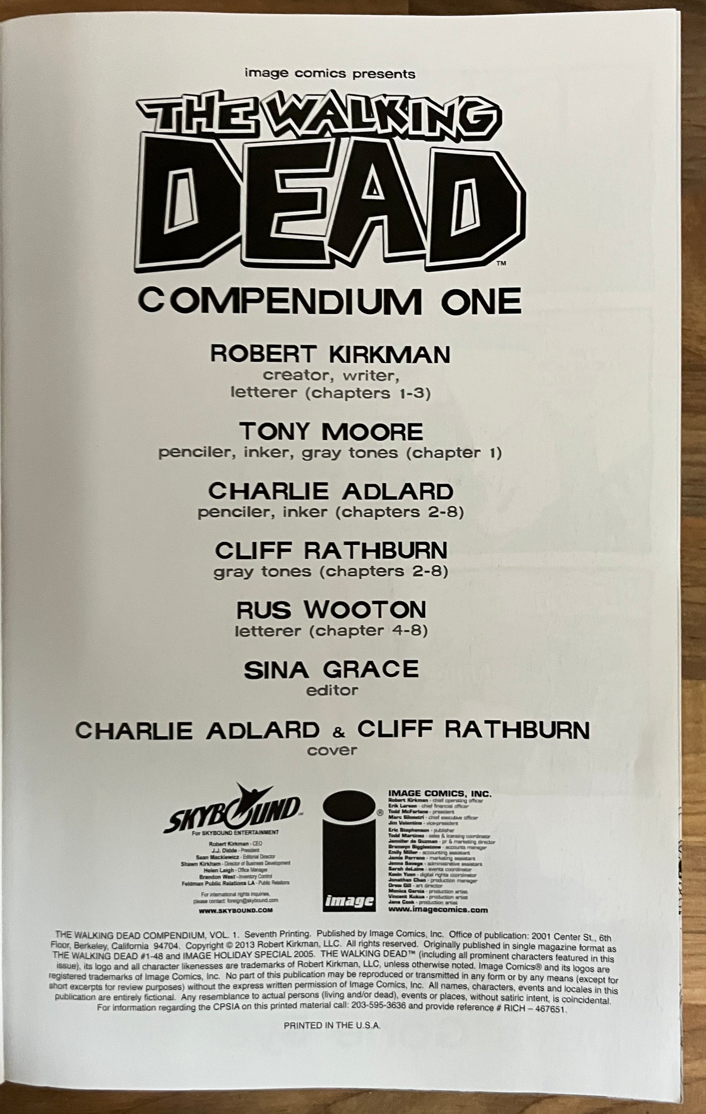 The Walking Dead Compendium One (1) - Kirkman, Adlard, Moore, Rathburn (TPB, 2013)