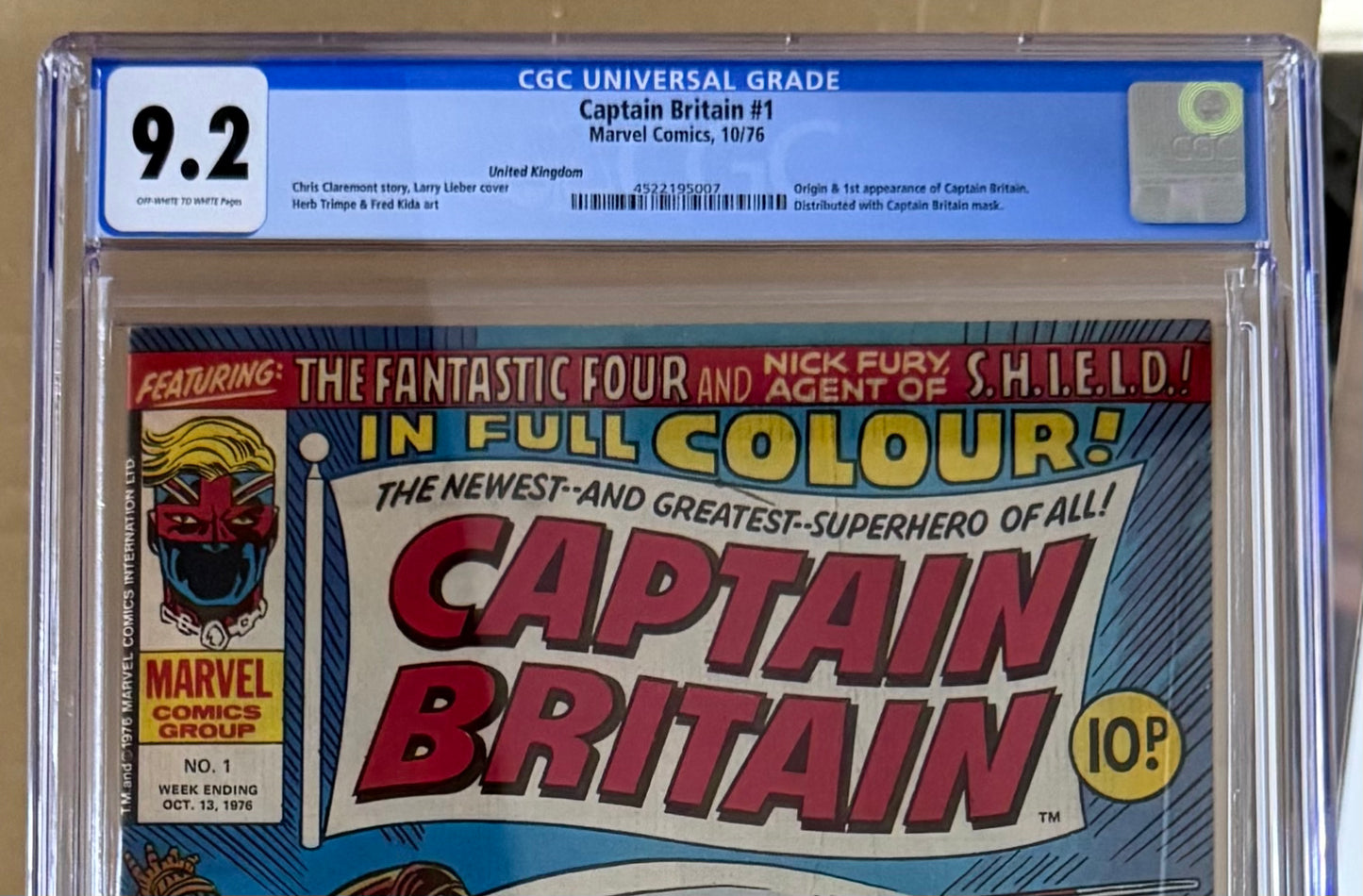 🔑 CAPTAIN BRITAIN #1 CGC 9.2 [MARVEL UK] *1ST APP. CAPTAIN BRITAIN* 1976