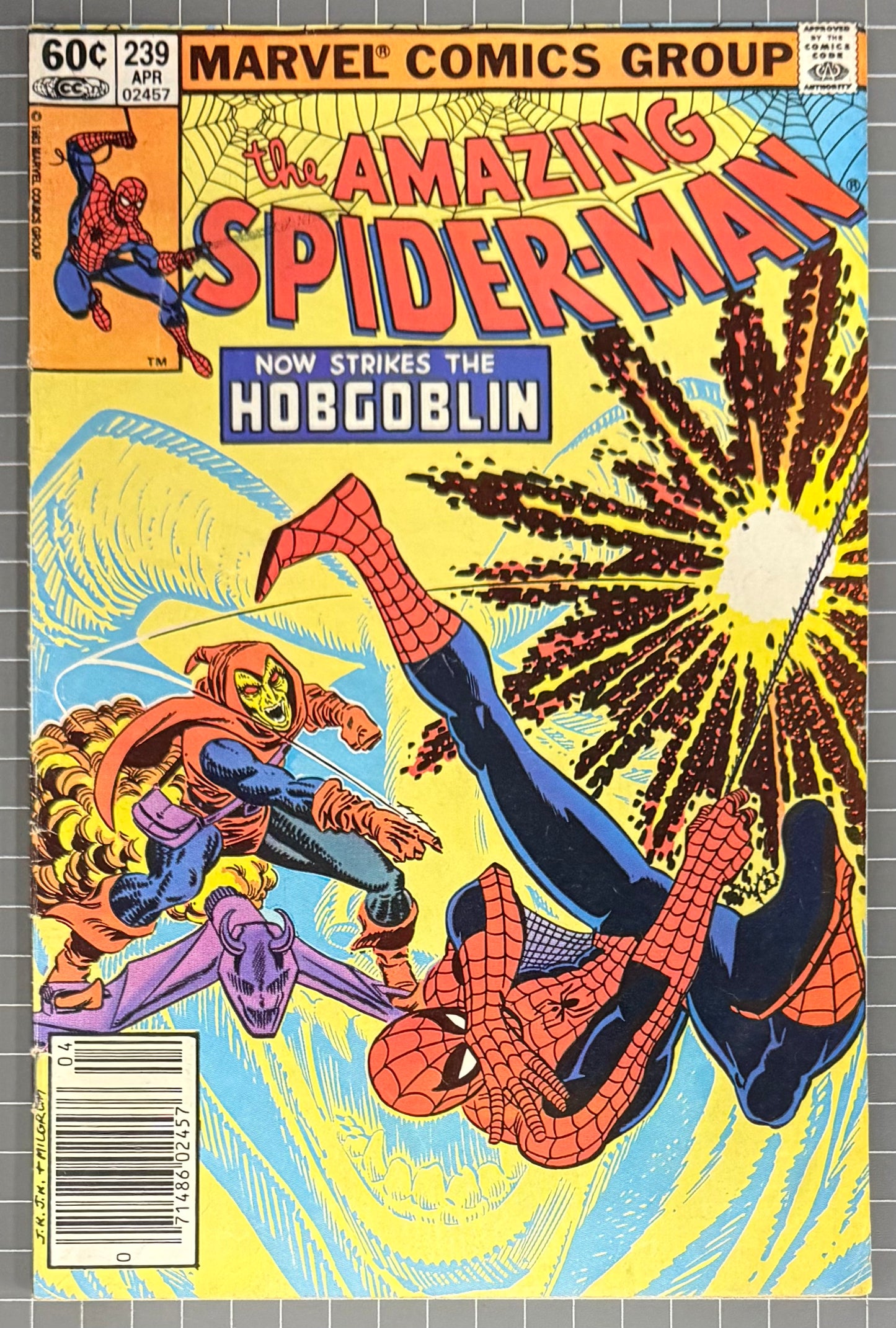 🔑 THE AMAZING SPIDER-MAN #239 [MARVEL COMICS] *2ND APP. HOBGOBLIN* 1983 FN-