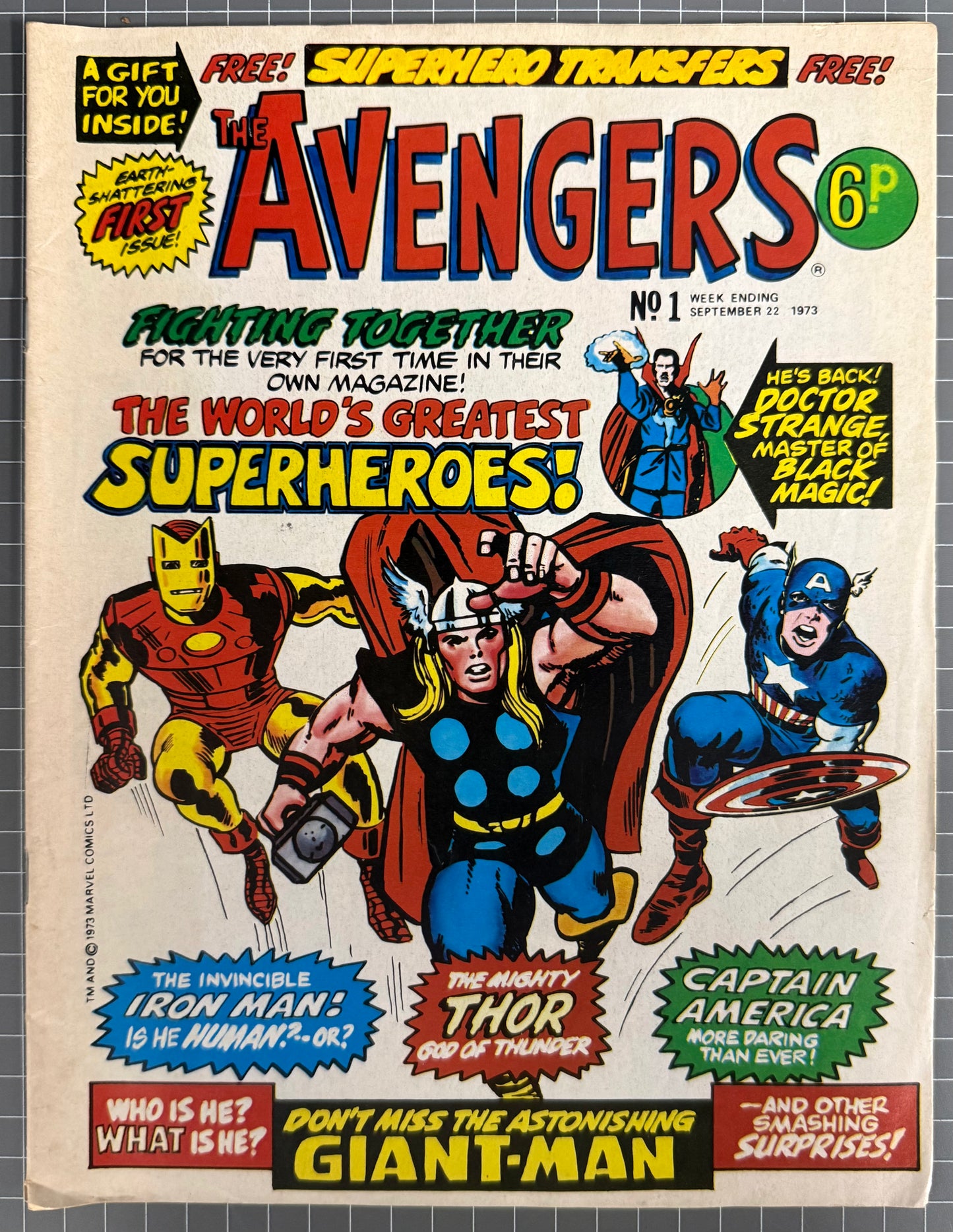 THE AVENGERS #1 [MARVEL UK] COMIC MAGAZINE 1973
