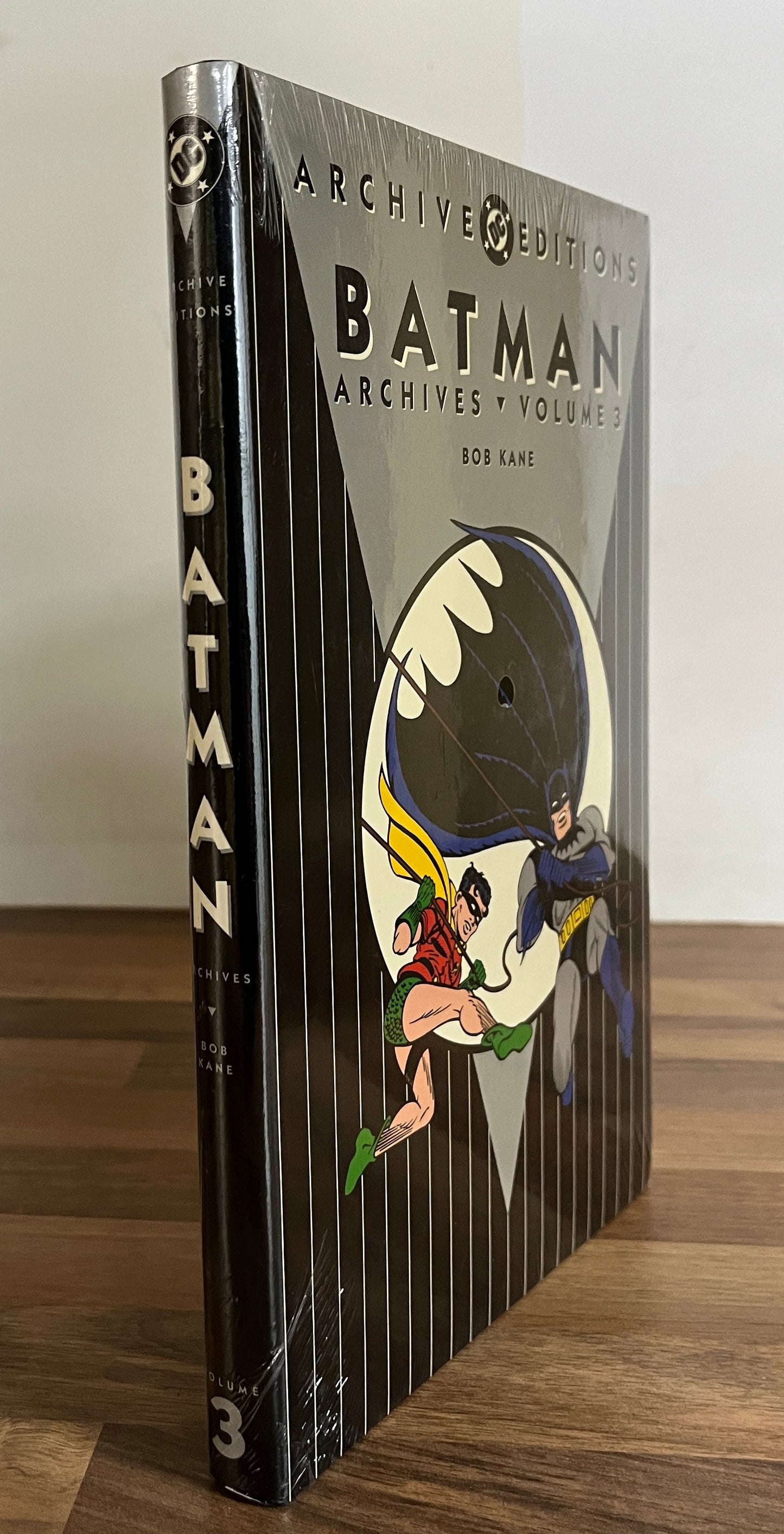 DC Comics Archive Editions Batman Volume 3 - Bob Kane HC/DJ 1st Edition NEW/SEALED